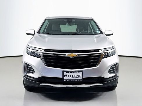 Used 2022 Chevrolet Equinox LT FWD image 2