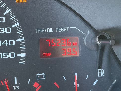 Used 2000 Chevrolet Camaro Z28 w/ SS Performance/Appearance Pkg image 36