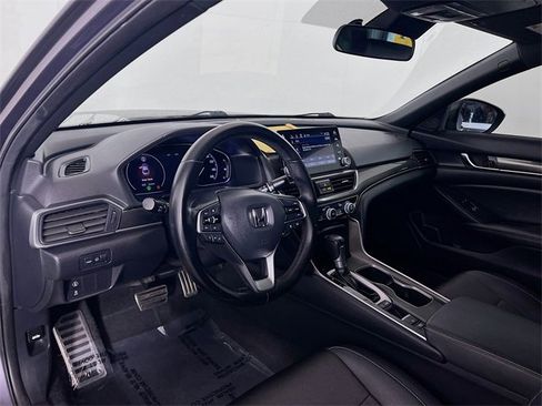 Used 2020 Honda Accord Sport image 8