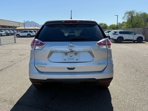 Used 2015 Nissan Rogue SV w/ SV Premium Package AWD/4WD image 6