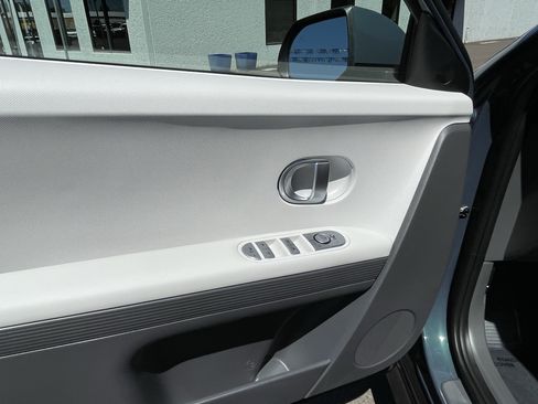 Certified 2024 Hyundai Ioniq 5 SEL AWD/4WD image 17
