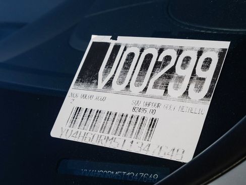 New 2026 Volvo XC60 T8 Ultra w/ Climate Package image 40