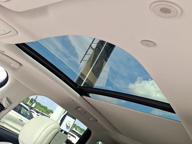 New 2026 Lincoln Nautilus Reserve w/ Jet Appearance Package AWD/4WD image 8