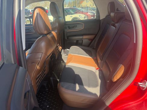 Used 2021 Ford Bronco Sport Outer Banks w/ Outer Banks Package (96D) AWD/4WD image 10