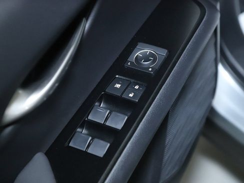 Used 2024 Lexus UX 250h AWD image 16