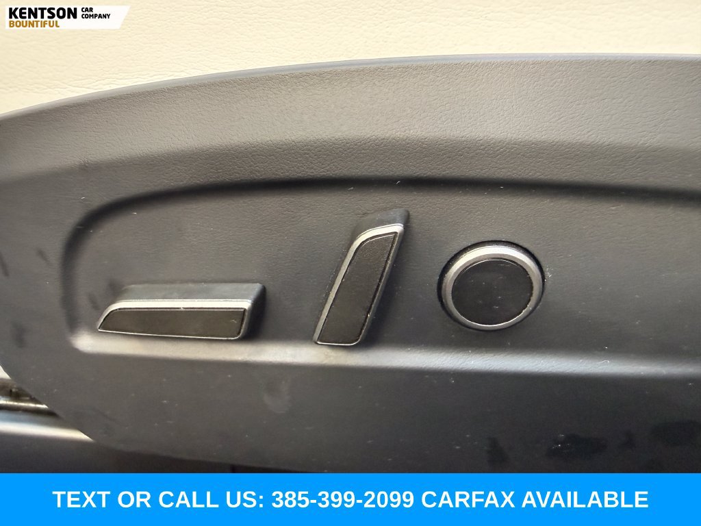 Used 2024 Tesla Model 3 Performance AWD/4WD image 31