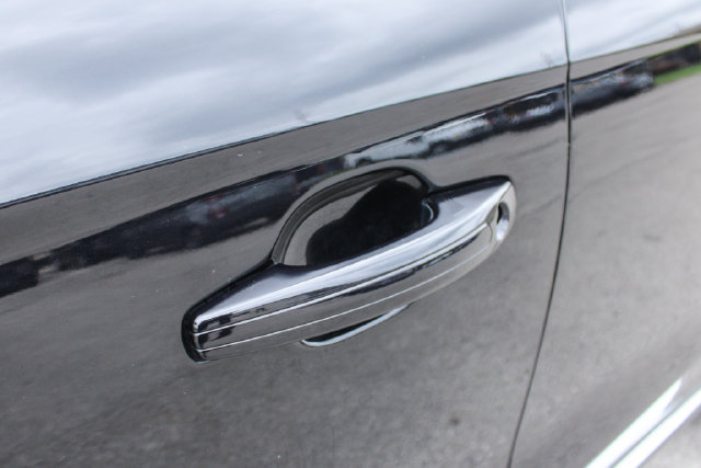 Used 2022 Lincoln Nautilus AWD image 9