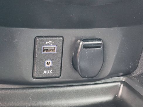 Used 2017 Nissan Rogue SL w/ SL Premium Package AWD/4WD image 21