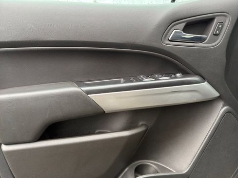 Used 2022 Chevrolet Colorado ZR2 image 12