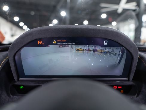 Used 2021 McLaren 765LT image 22