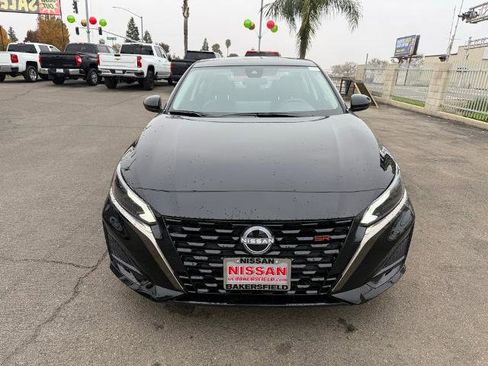 New 2025 Nissan Altima 2.5 SR w/ SR Premium Package image 2