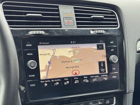 Used 2019 Volkswagen Golf R DCC & Navigation 4Motion image 20