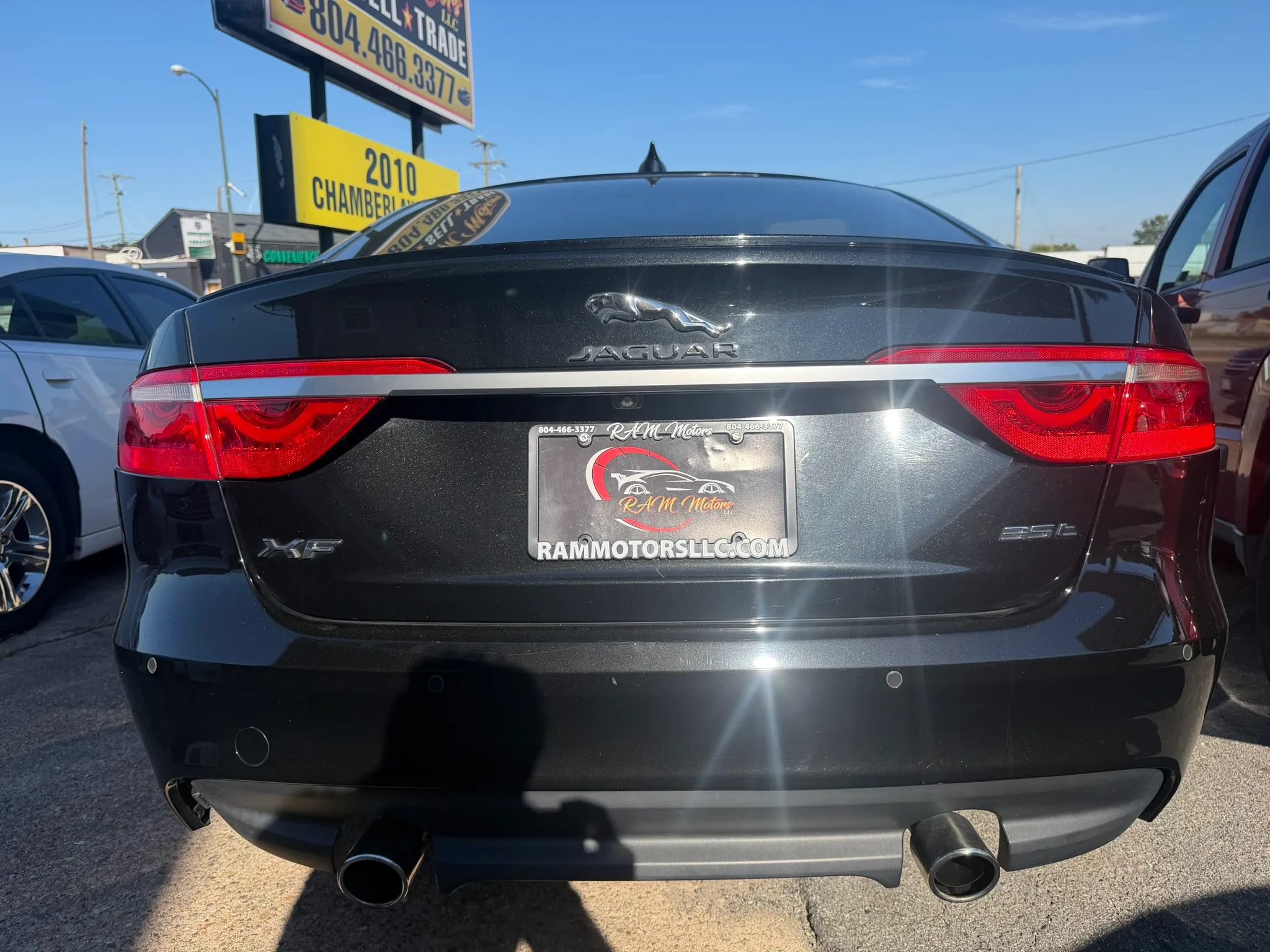 Used 2016 Jaguar XF R-Sport RWD image 3