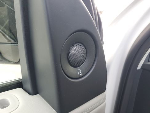 New 2025 Lincoln Navigator Reserve image 9