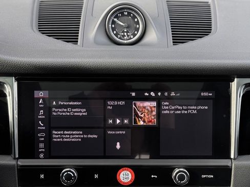 New 2026 Porsche Macan image 25