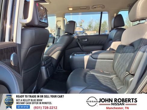 Used 2022 Nissan Armada Platinum w/ Captain's Chairs Package image 9