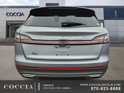 Certified 2022 Lincoln Nautilus Reserve AWD/4WD image 5