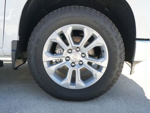 New 2026 Chevrolet Silverado 1500 LTZ w/ LTZ Premium Package image 8