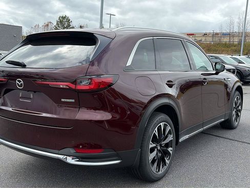 Certified 2025 MAZDA CX-90 Plug-In Hybrid w/ Premium Plus AWD/4WD image 5