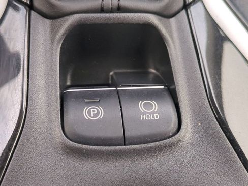 Used 2020 Toyota Corolla XLE w/ Carpet Mat Package (TMS) FWD image 26
