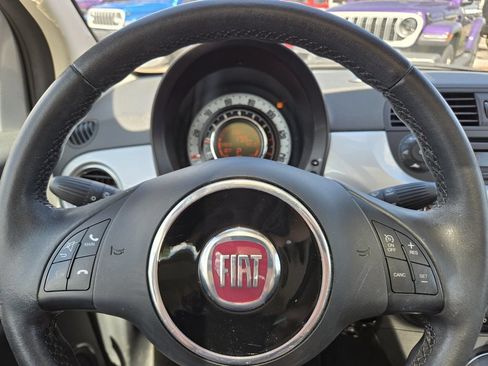 Used 2012 FIAT 500 Lounge w/ Luxury Leather Pkg FWD image 17