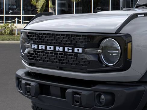 New 2026 Ford Bronco Big Bend w/ Black Diamond Package AWD/4WD image 19