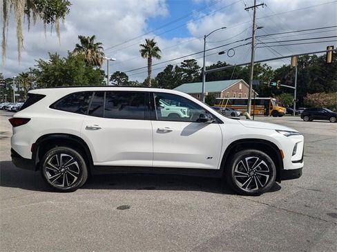 New 2025 Buick Enclave Sport Touring image 4