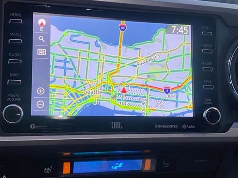 Used 2021 Toyota Tacoma Limited image 13