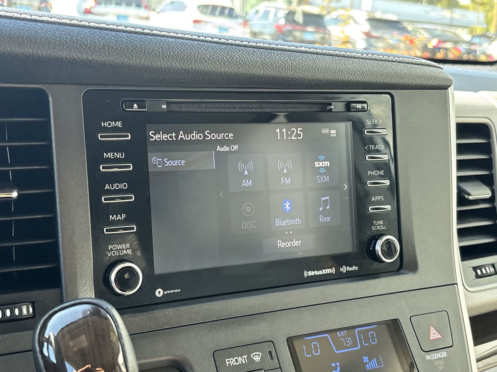 Used 2020 Toyota Sienna XLE FWD image 16