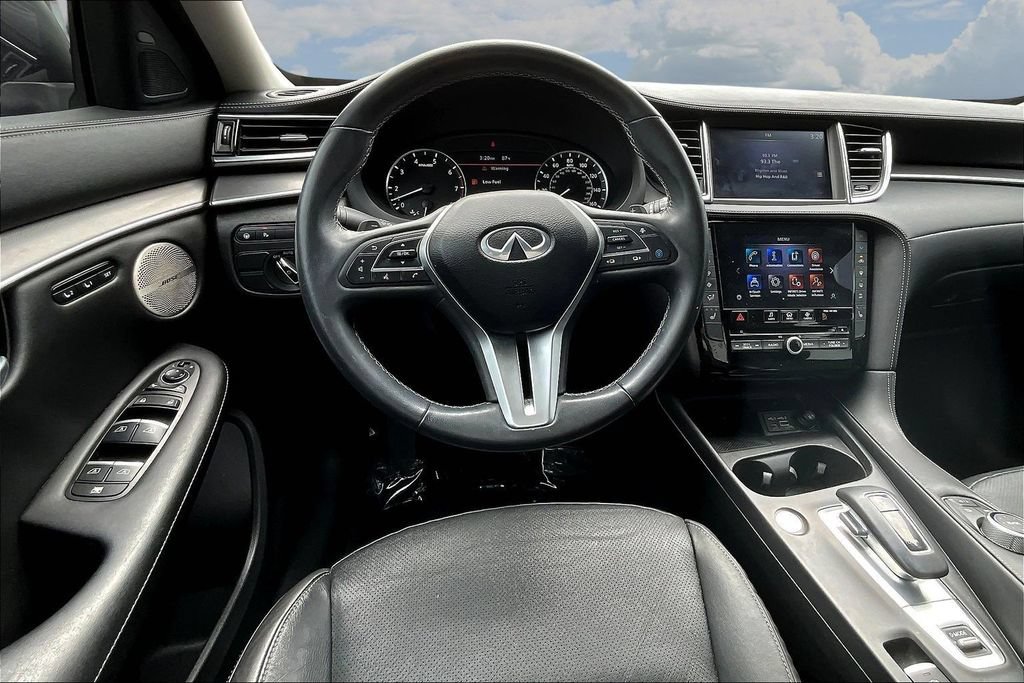 Used 2023 INFINITI QX50 Luxe FWD image 8