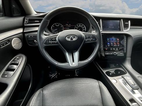 Used 2023 INFINITI QX50 Luxe FWD image 8