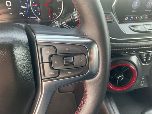 Used 2022 Chevrolet Blazer RS w/ Enhanced Convenience Package image 12