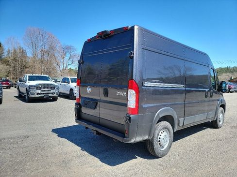 New 2026 RAM ProMaster 3500 w/ Convenience Group FWD image 5