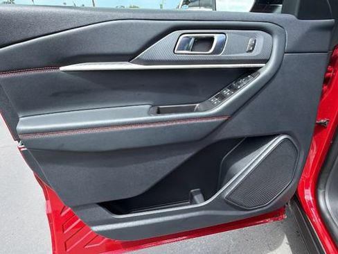 Used 2026 Ford Explorer ST-Line RWD image 19