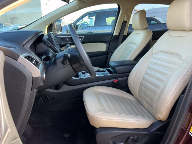 Certified 2023 Ford Edge SEL w/ Convenience Package AWD/4WD image 4