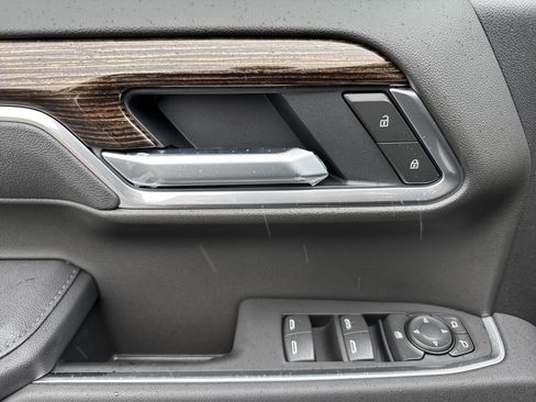 New 2026 GMC Sierra 1500 Elevation image 15