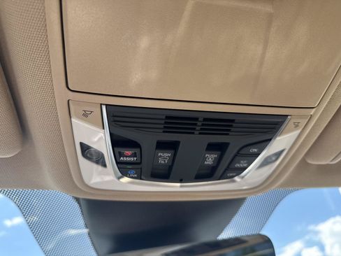 Used 2024 Acura MDX SH-AWD w/ Technology Package image 44