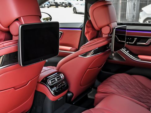 Used 2023 Mercedes-Benz S 580 4MATIC Sedan image 25