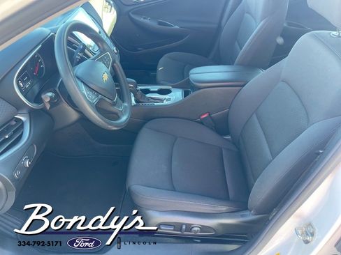 Used 2023 Chevrolet Malibu LT image 13