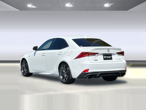 Used 2018 Lexus IS 300 F Sport image 3