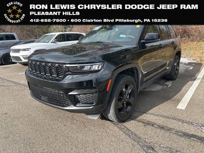 Used 2023 Jeep Grand Cherokee Altitude