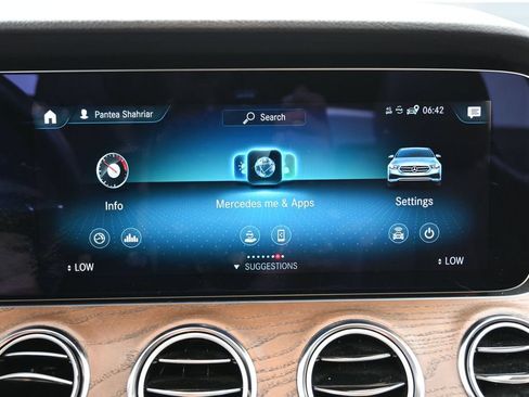 Used 2023 Mercedes-Benz E 350 4MATIC Sedan image 29