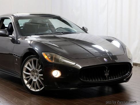 Used 2012 Maserati GranTurismo S RWD image 2