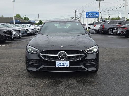 Used 2025 Mercedes-Benz C 300 4MATIC Sedan image 2