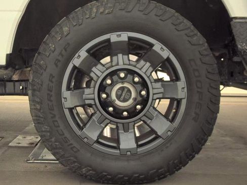 Used 2024 Ford F250 XL w/ STX Appearance Package AWD/4WD image 7