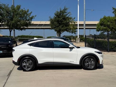 Used 2021 Ford Mustang Mach-E Select AWD/4WD image 3