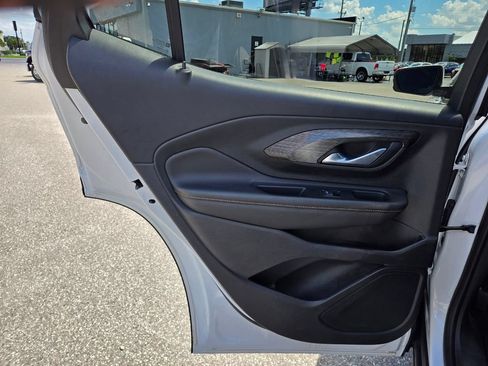 Used 2020 GMC Terrain SLT w/ Preferred Package FWD image 40