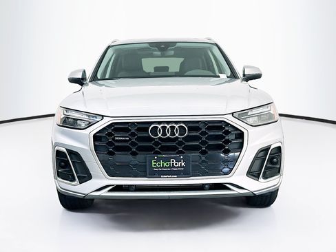 Used 2023 Audi Q5 2.0T Premium w/ Convenience Package AWD/4WD image 2