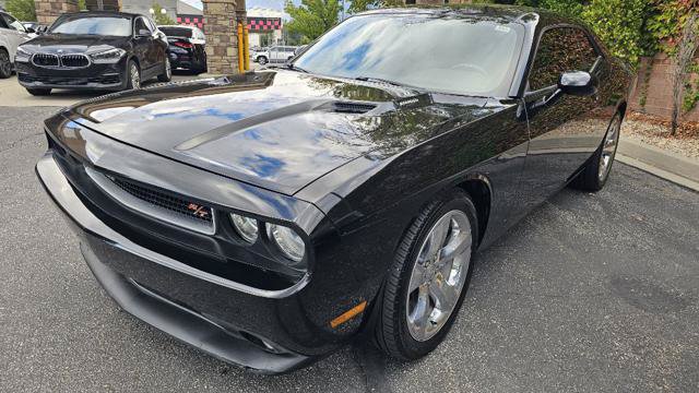 Used 2013 Dodge Challenger R/T w/ Sound Group II RWD image 1