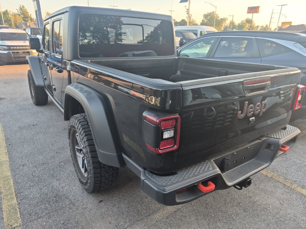 Used 2026 Jeep Gladiator Mojave AWD/4WD image 16